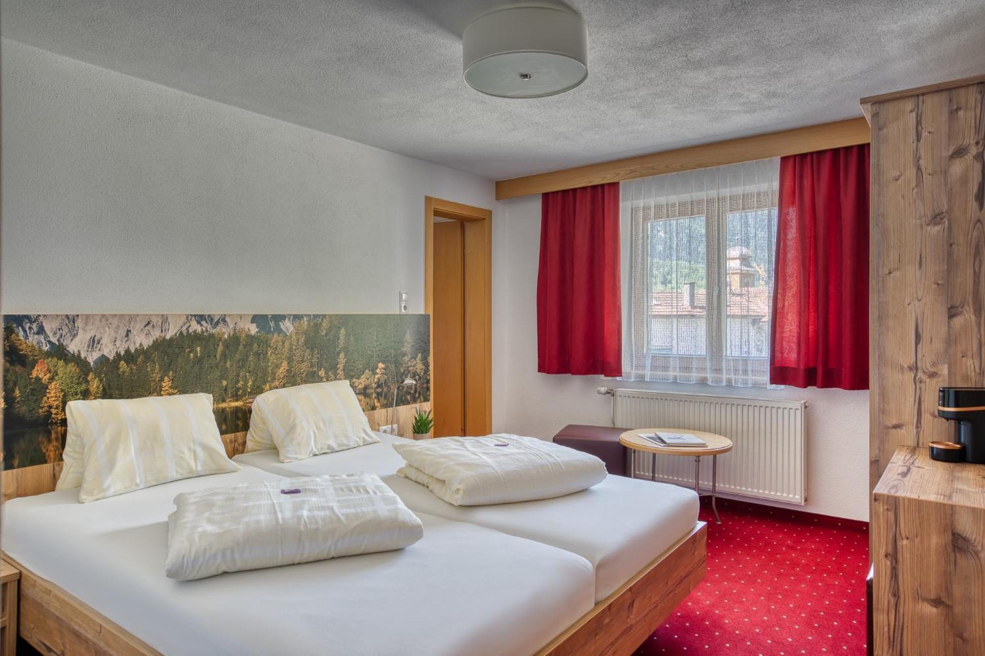 Hotel Jaegerhof 외치 객실 사진