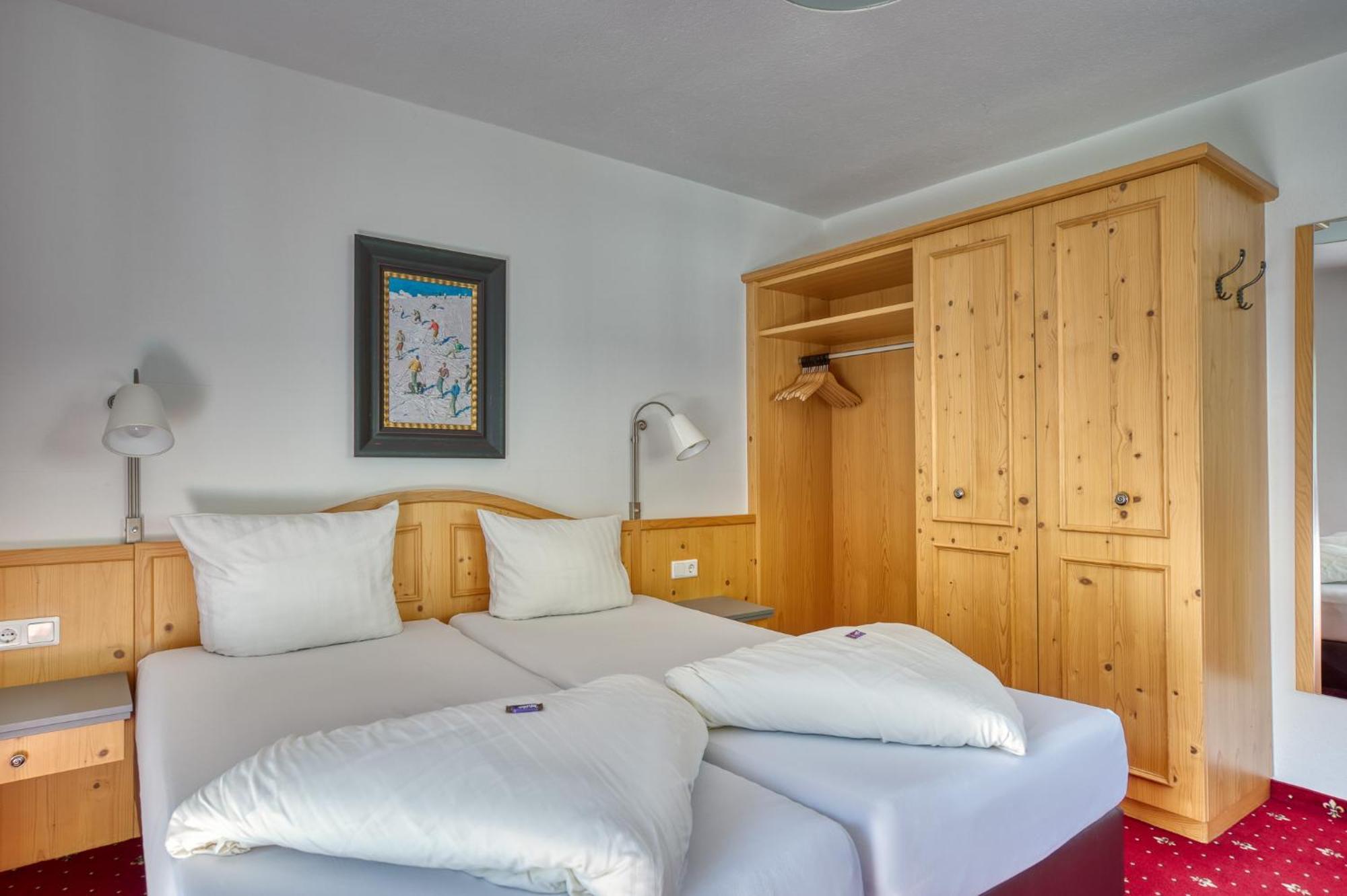 Hotel Jaegerhof 외치 객실 사진